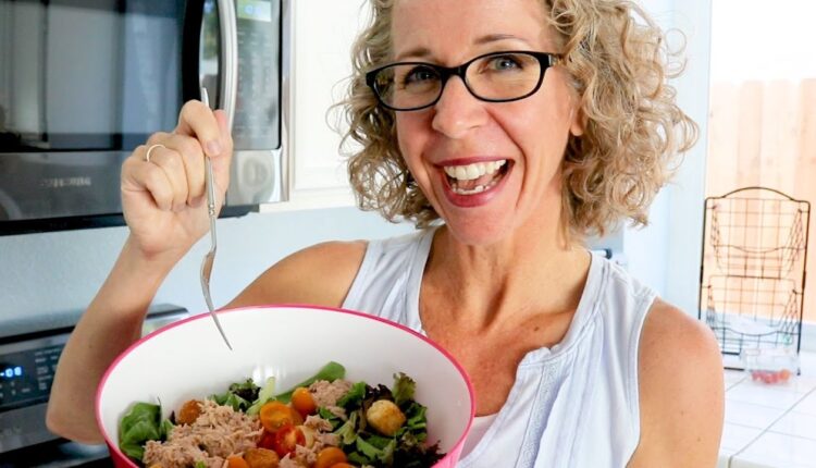 🥪 What I EAT to LOSE WEIGHT 🥗 at 50 Years Old 🍎 Pahla B Fitness