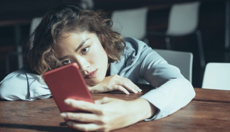 What is Adrenal Fatigue? Learn the Symptoms