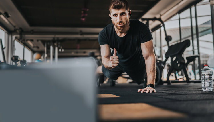 5 Ways to Connect With Clients Over the Holidays