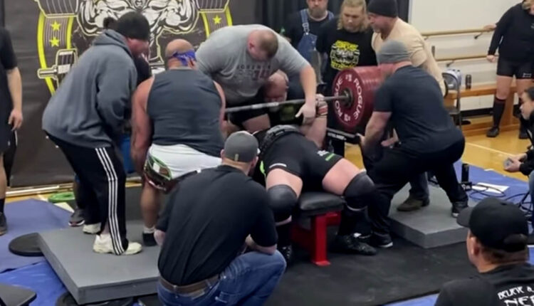Bill Gillespie breaking a world record for bench pressing