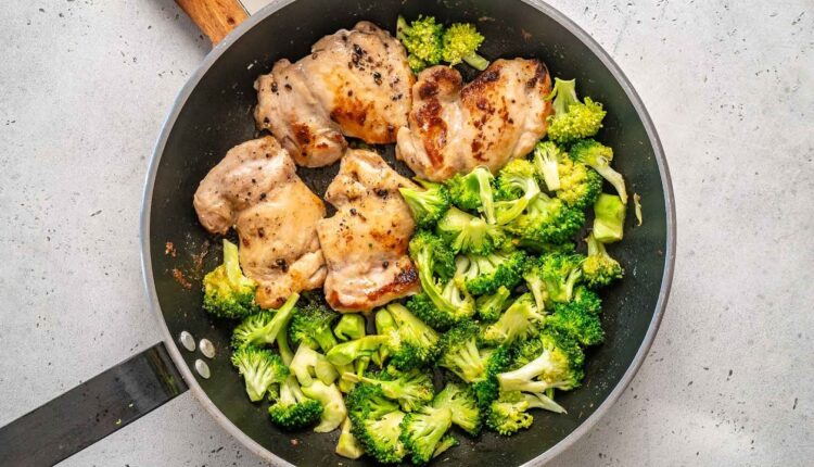 Keto Recipe - Fried Chicken and Broccoli
